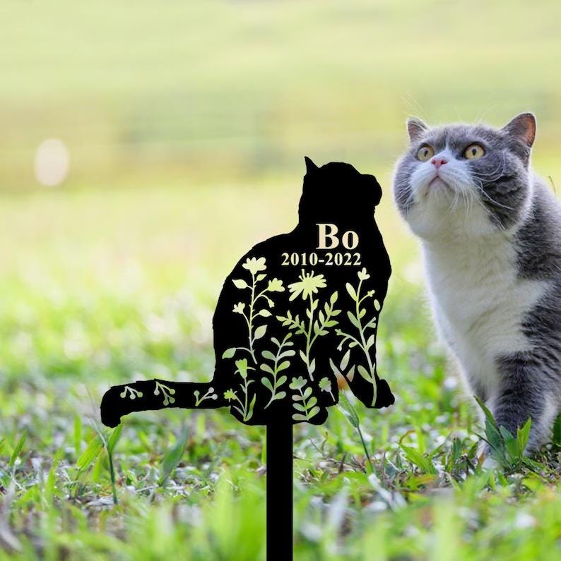 Custom Cat Memorial Garden Stake, Cat Grave Marker, Cat Memorial Plaque, Pet Cat Yard Art, Cat Breed Sign, Cat Remembrance, Cat Loss Gift